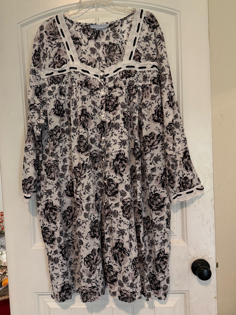 Only Necessities White Brown Black Floral Cotton Lace Ribbon Nightgown - Size 3X